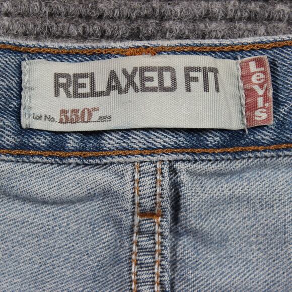 Levi’s 550 Jeans Mens 34x32 Light Wash Relaxed Fit Tapered Leg Non Stretch Y2K - Picture 11 of 12